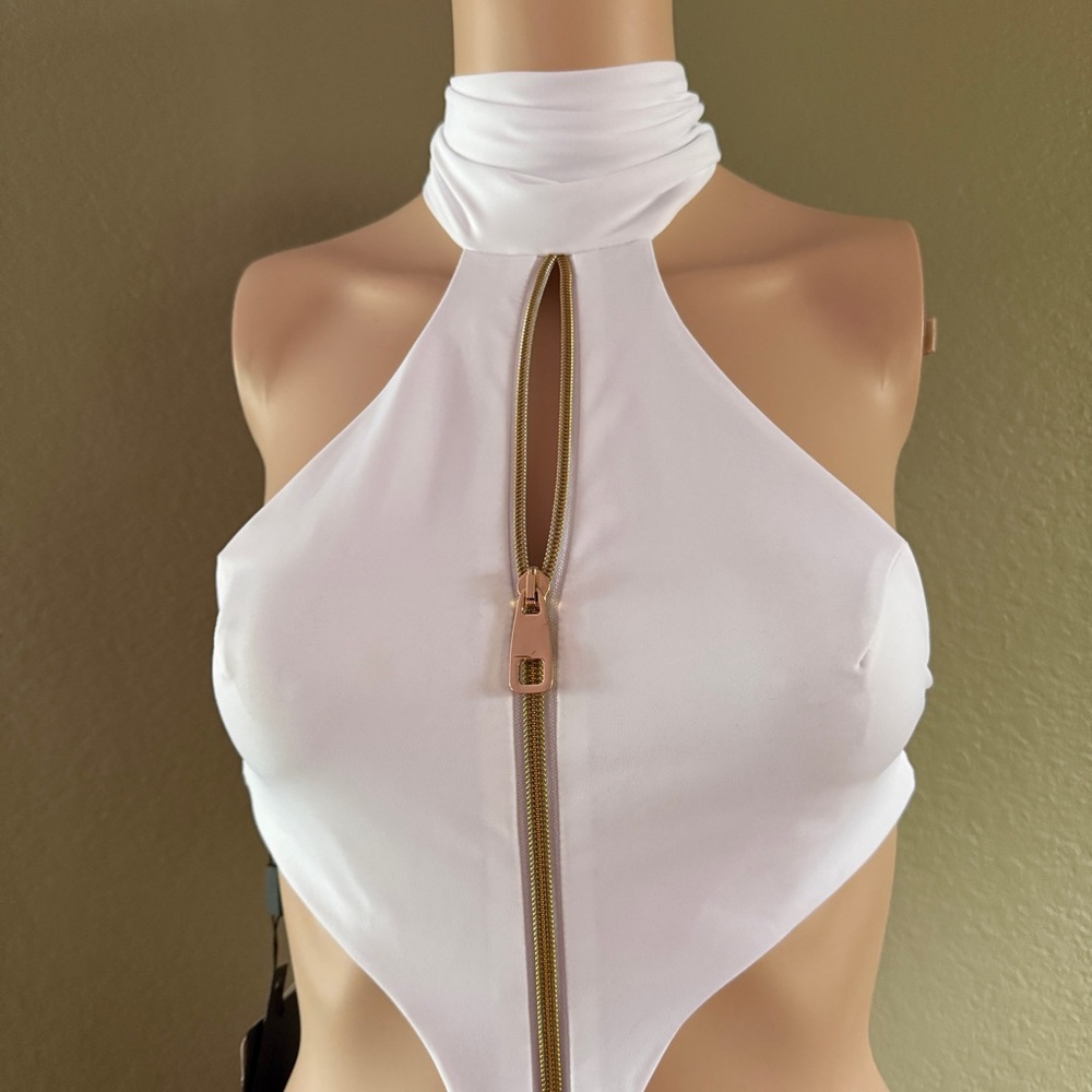 NWT Antoninas Luxury Cut Out White Designer Resort Cynosure Swimwear Size M - Picture 6 of 16